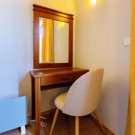нарцисс 3 Apartment *